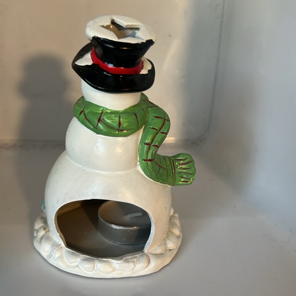 One snowman votive/tea, light, ceramic candle. - Picture 2 of 3